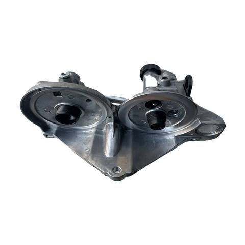 TAD1643GE Hand Oil Pump 22035823 Is Suitable for VLFH/FM/FMX/NH Truck Oil Filter Seat